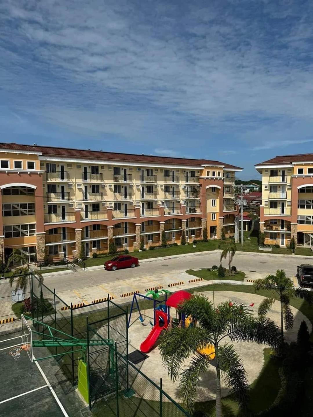 Reicondotel Arezzo Davao Luaran gambar