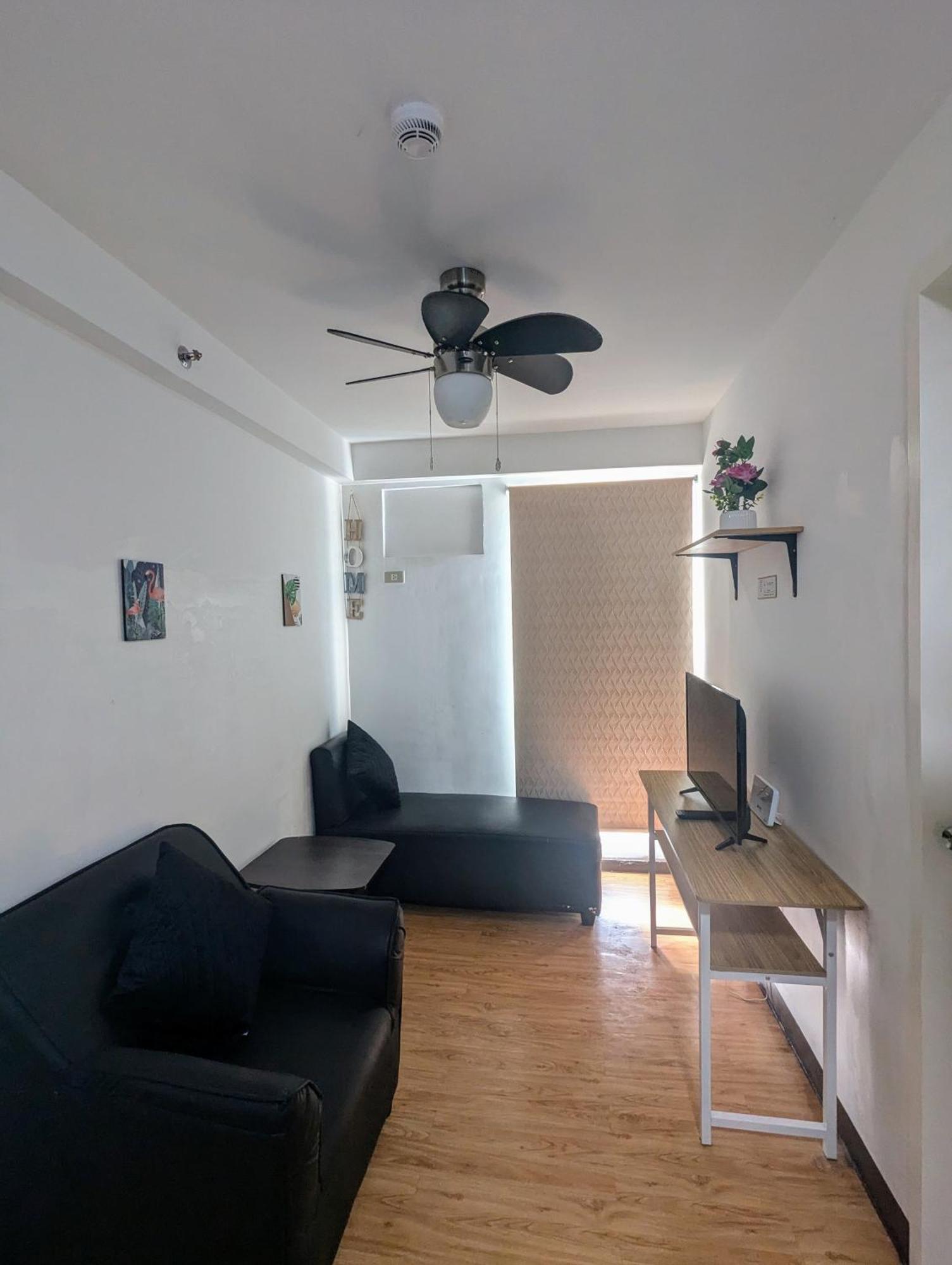 Reicondotel Arezzo Davao Bilik gambar